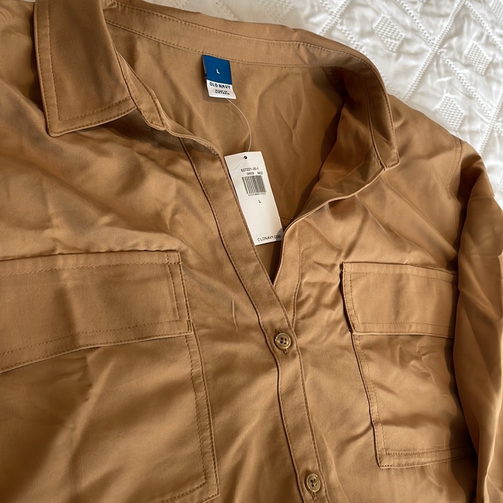 NWT! Tan Button Down - Old Navy - Large